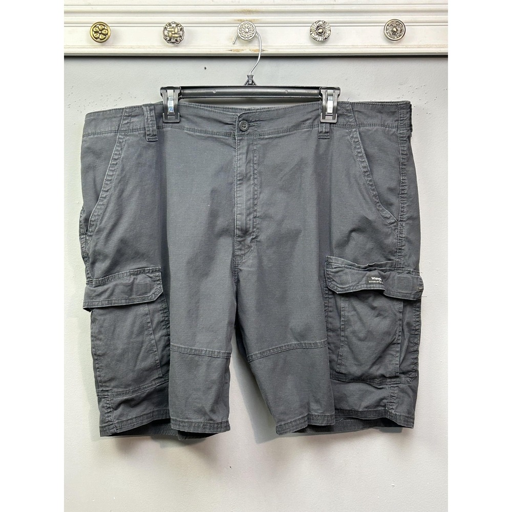 Wrangler Cargo Shorts Mens 42 Gray Relaxed‎ Fit Stretch Cotton Utility Casual